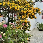 Elisso's Philoxenia 3*