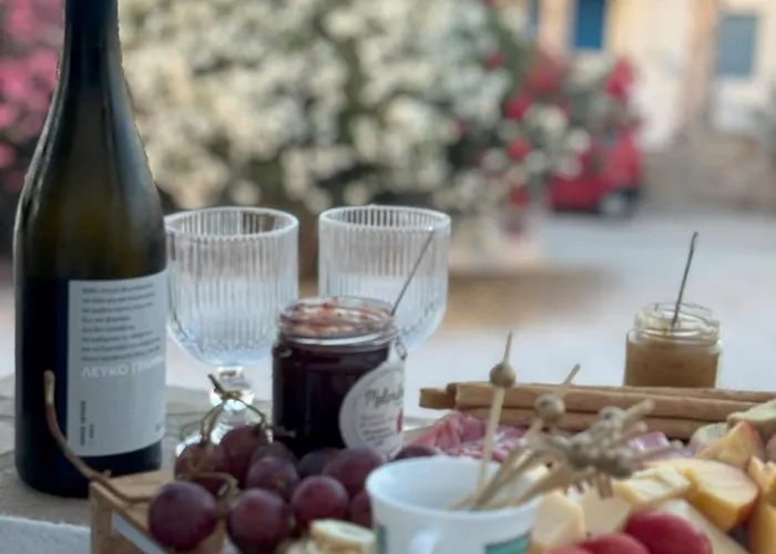 Elisso's Philoxenia アパートホテル